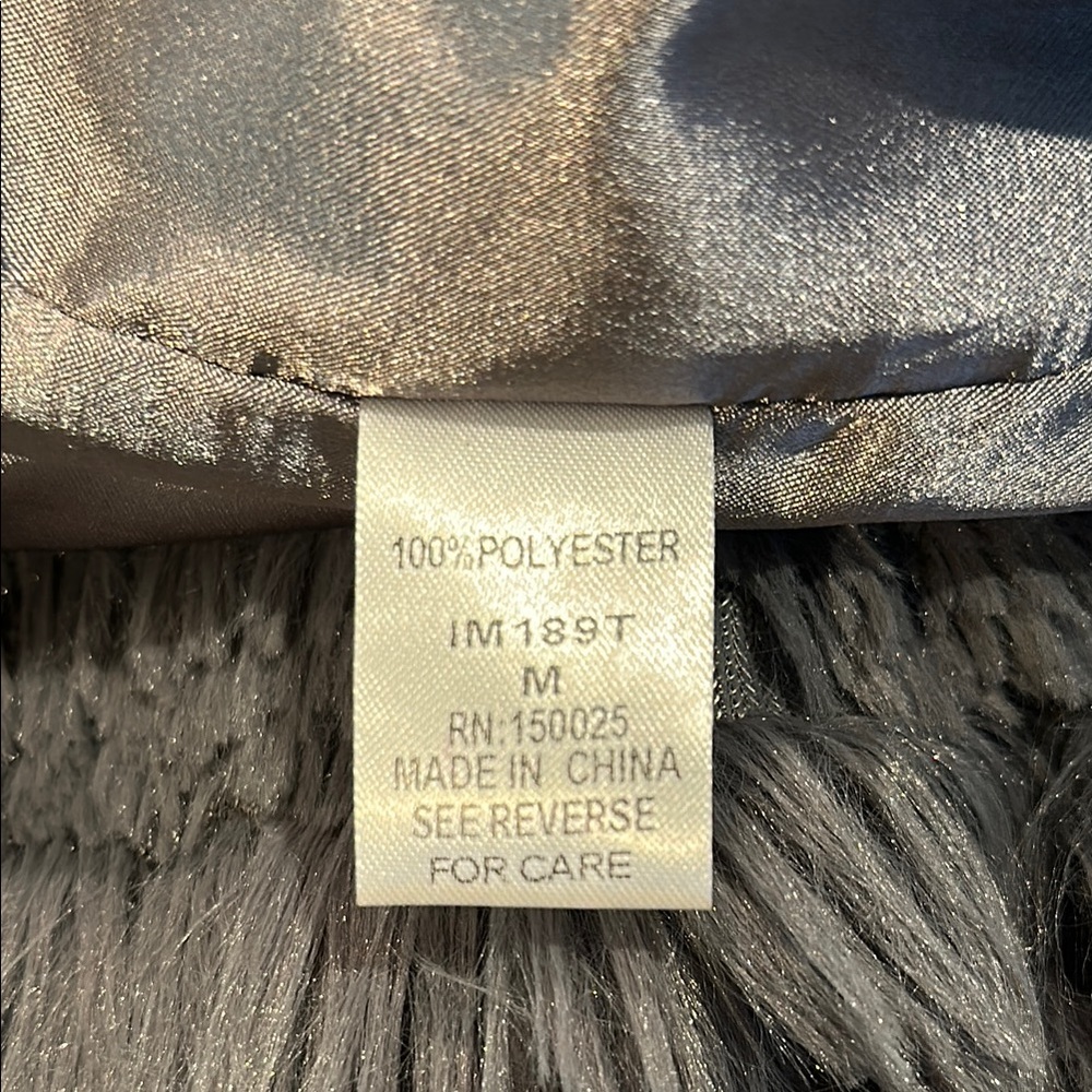 Fashion Nova Sz Medium Gray Teddy Jacket Plush Cropped Design - Picture 7 of 11